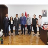 ÇMO`DAN ÇEVRE VE ŞEHİRCİLİK BAKAN YARDINCISI PROF. DR. MEHMET EMİN BİRPINAR`A ZİYARET!
