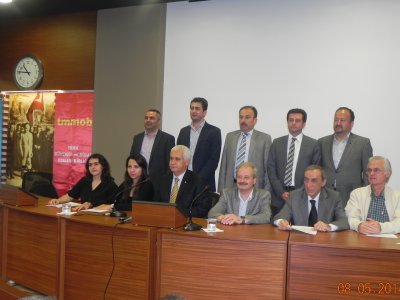 ANTALYA KIYILARI, YEREL YÖNETİMLER VE HALKIN OLMALIDIR.