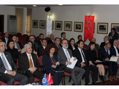 AKADEMİK ÇALIŞMALARI ÇOK ÖNEMSİYORUZ