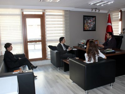 HOLLANDA BİRİNCİ KATİBİNDEN ÇMO ZİYARETİ