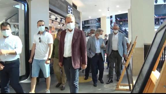 EKOLOJİK YIKIMLA MÜCADELE HAFTASI KAPSAMINDA ÇEVRE KARİKATÜRLERİ MERSİN FORUM ALIŞVERİŞ MERKEZİNDE SERGİLENDİ.
